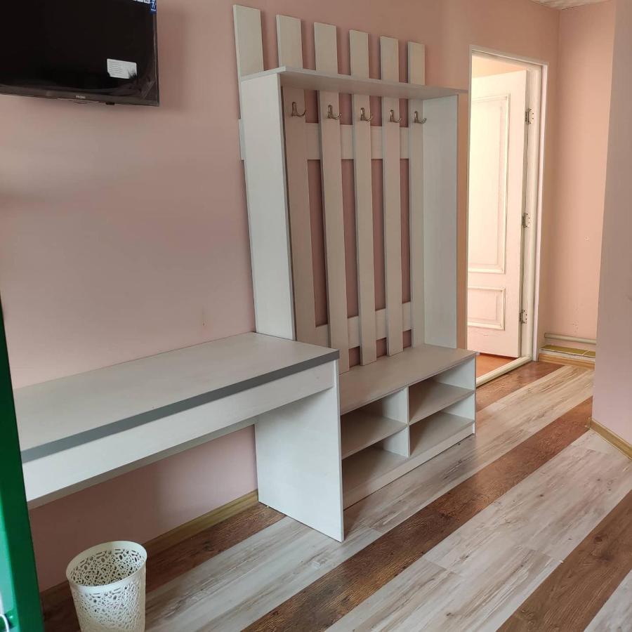 Hostel Mandarin Aktav Dış mekan fotoğraf